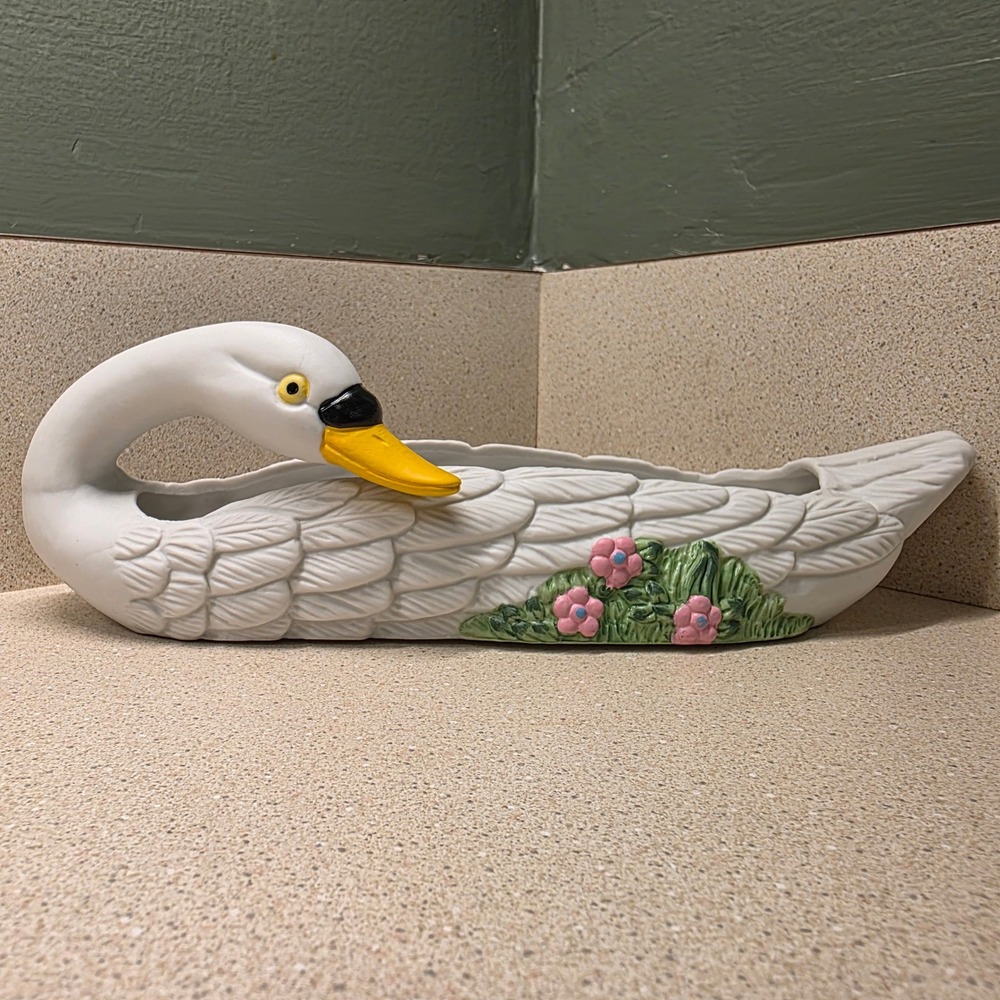 Giftco Swan Planter 9.25" White Vintage 1990 Ceramic Floral Trinket Dish Tray‎